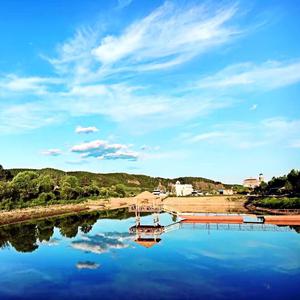 猫女误入面包加工厂
